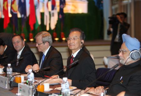 Chinese Premier Wen Jiabao (2nd, R) attends the 4th East Asia Summit (EAS) in the southern Thai resort town of Hua Hin, Oct. 25, 2009. The 4th East Asia Summit (EAS) opened here on Sunday, where ASEAN (Association of Southeast Asian Nations) leaders and their counterparts from China, Japan, South Korea, India, Australia, and New Zealand met to discuss regional cooperation topics. 