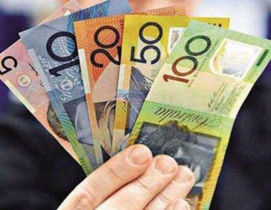 澳币汇率走低，赴澳留学如何兑换外币才最划算？