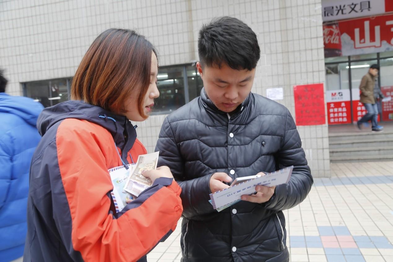 留学训练营公益巡讲走进济南