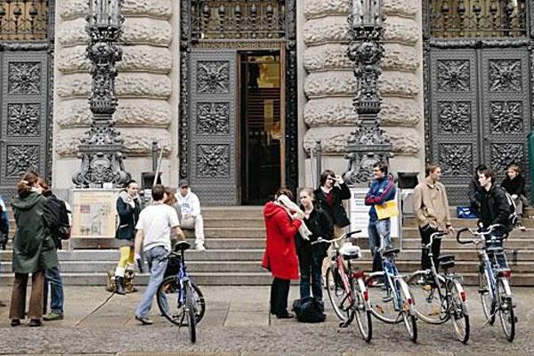 怎样才能成功申请到德国公立大学?